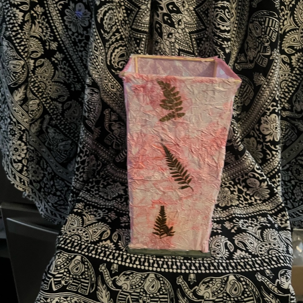 Pink Fern Decorative homemade rice, paper lantern.🏮 will look great in any decor